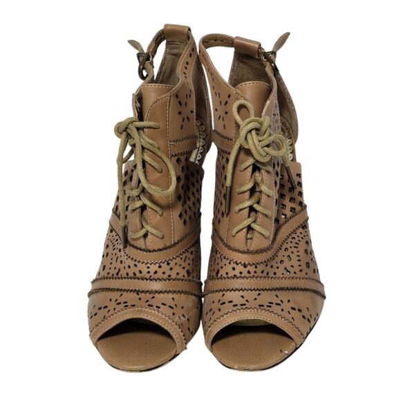 Naughty Monkey Heaven On Earth Tan Lace Lasercut Peep Toe Heels 8 - Picture 2 of 7